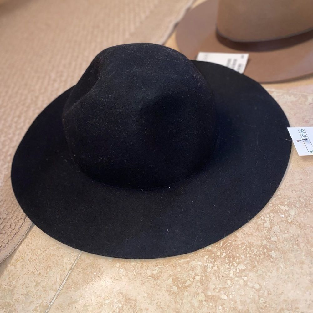H&M Hats  - Picture 4 of 6